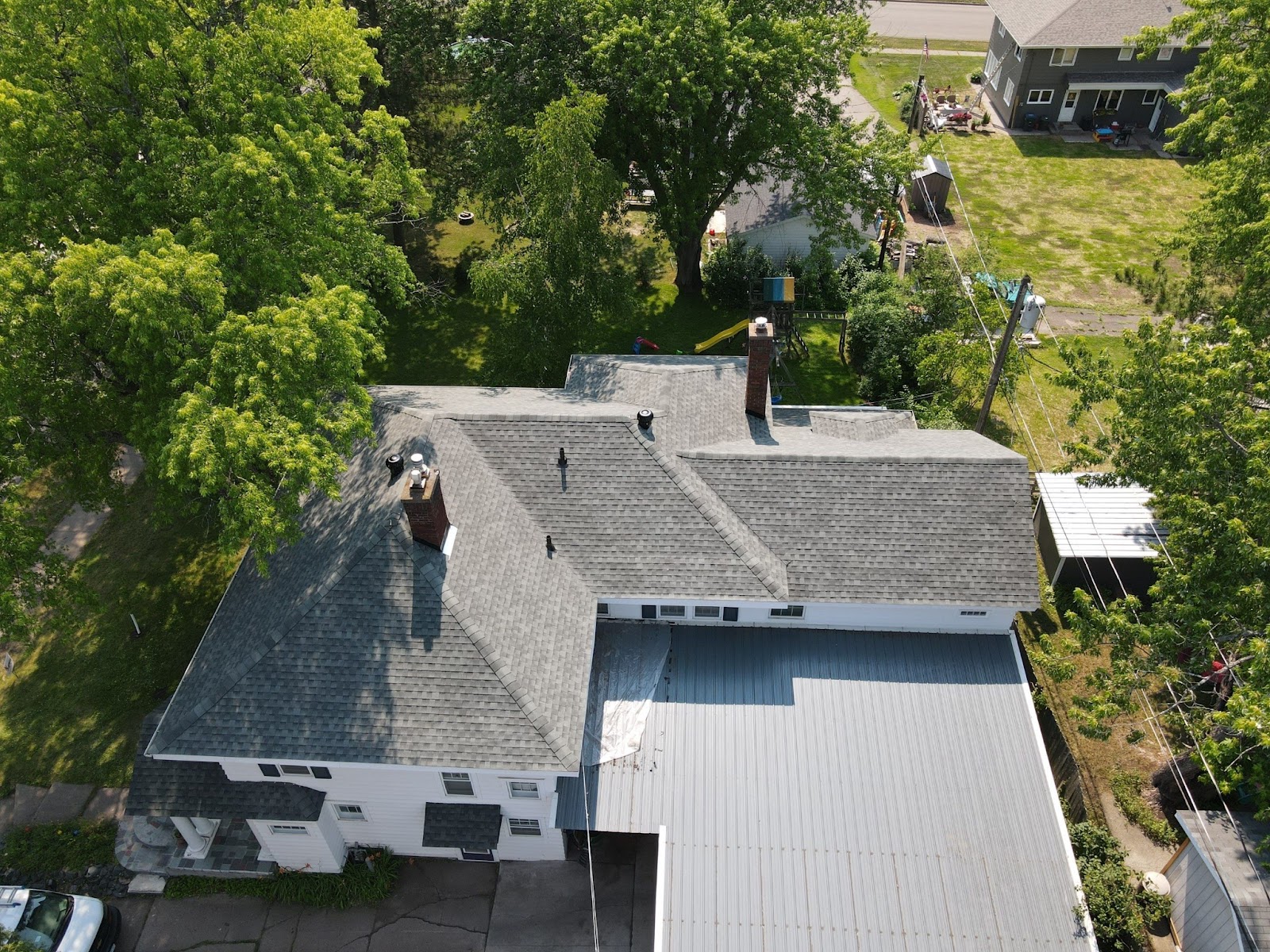 The Complete Guide to Roof Replacement Services