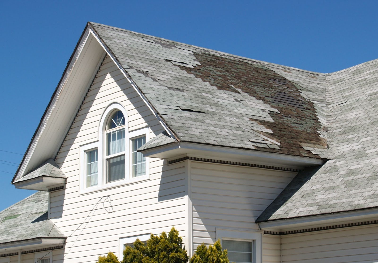 Roof Repair vs Replacement in Duluth: How to Make the Right Choice